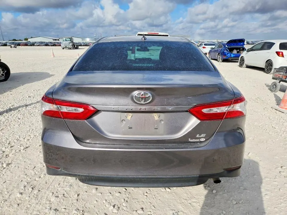 2020 TOYOTA CAMRY LE  