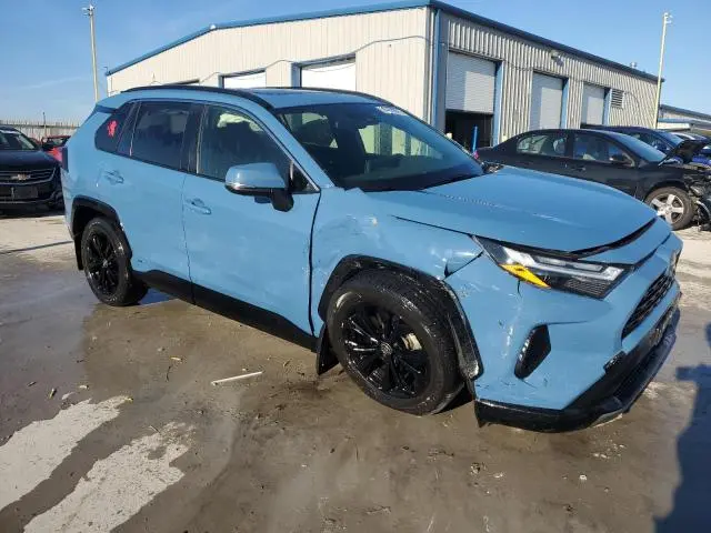 2022 TOYOTA RAV4 SE  