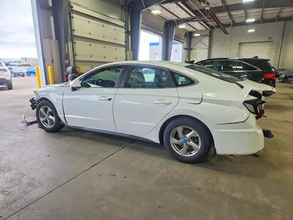 2020 HYUNDAI SONATA SE  