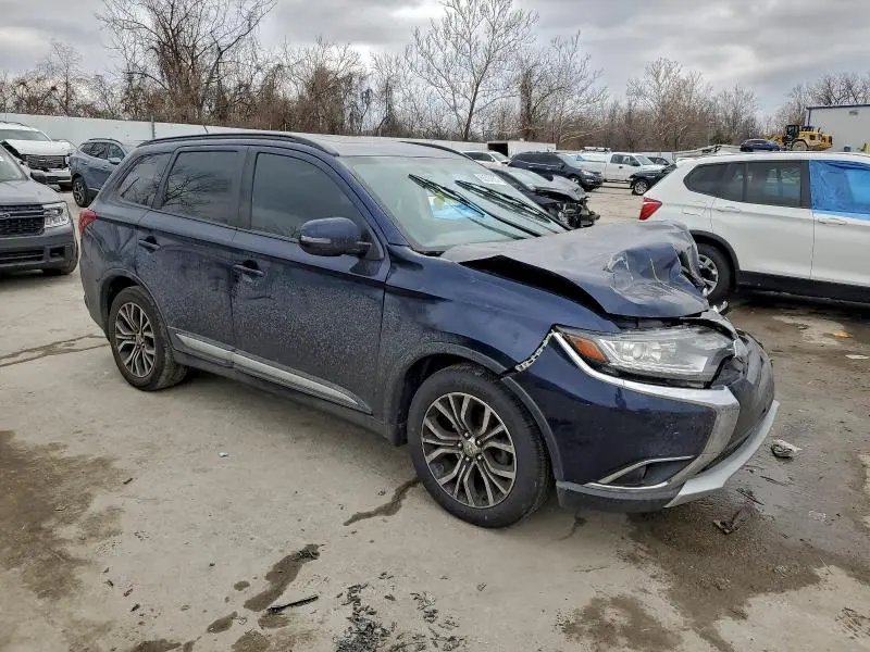 2016 MITSUBISHI OUTLANDER SE  