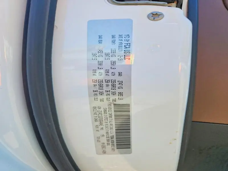 2019 CHRYSLER PACIFICA LIMITED  