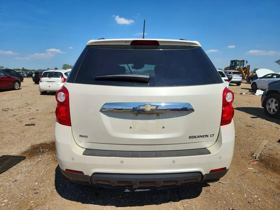 2015 CHEVROLET EQUINOX LT  