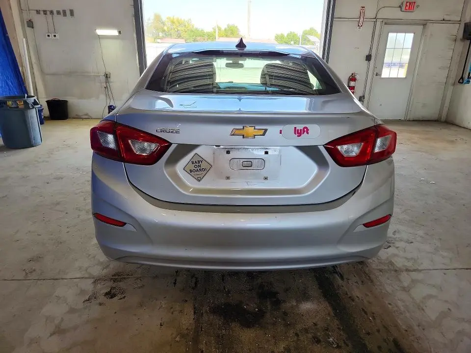 2018 CHEVROLET CRUZE LS  