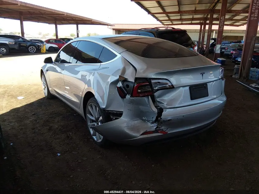 2018 TESLA MODEL 3  