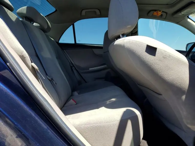 2012 TOYOTA COROLLA LE  