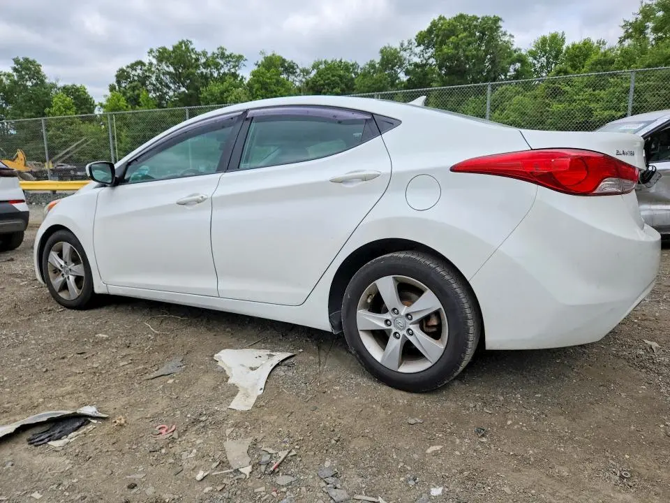 2013 HYUNDAI ELANTRA GLS  