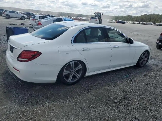 2019 MERCEDES-BENZ E 300  