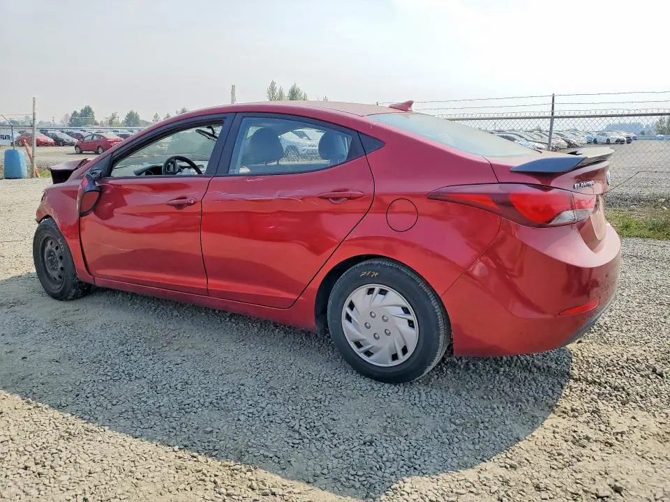 2016 HYUNDAI ELANTRA SE  