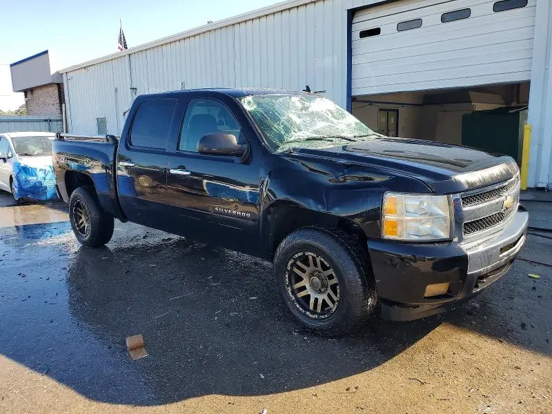 2011 CHEVROLET SILVERADO K1500 LT  