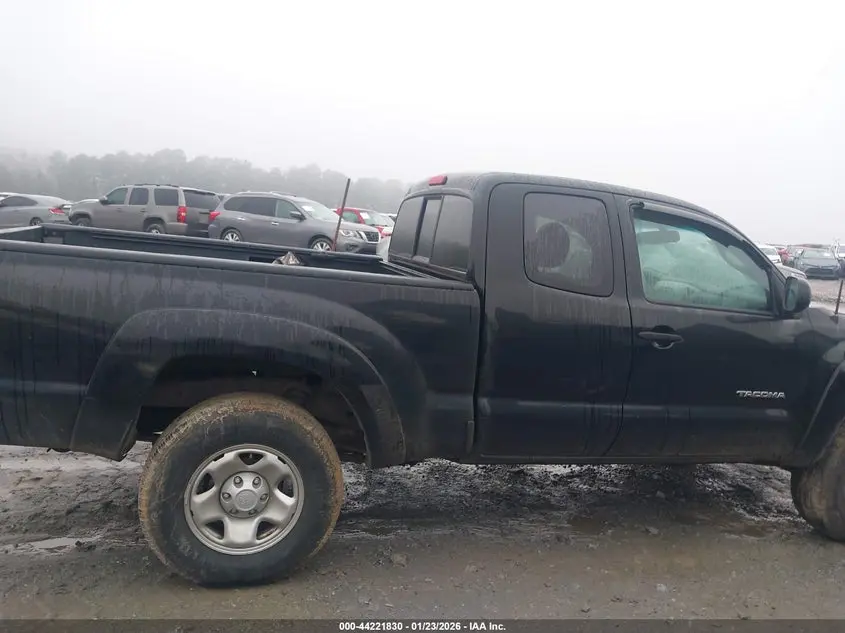 2011 TOYOTA TACOMA  