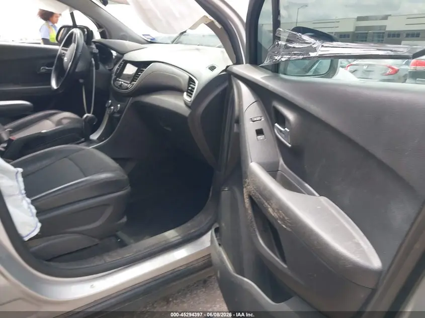 2019 CHEVROLET TRAX LT