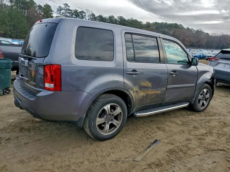 2015 HONDA PILOT SE  
