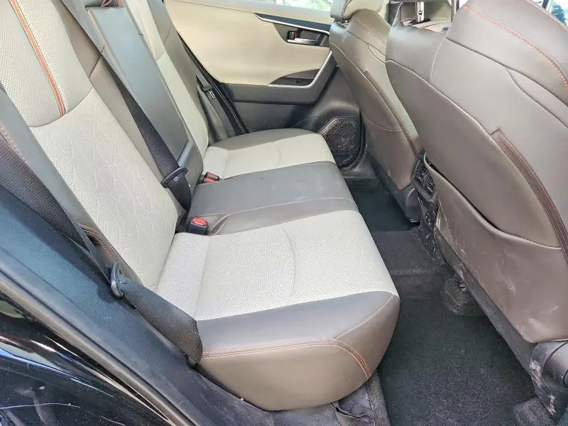 2020 TOYOTA RAV4 ADVENTURE  