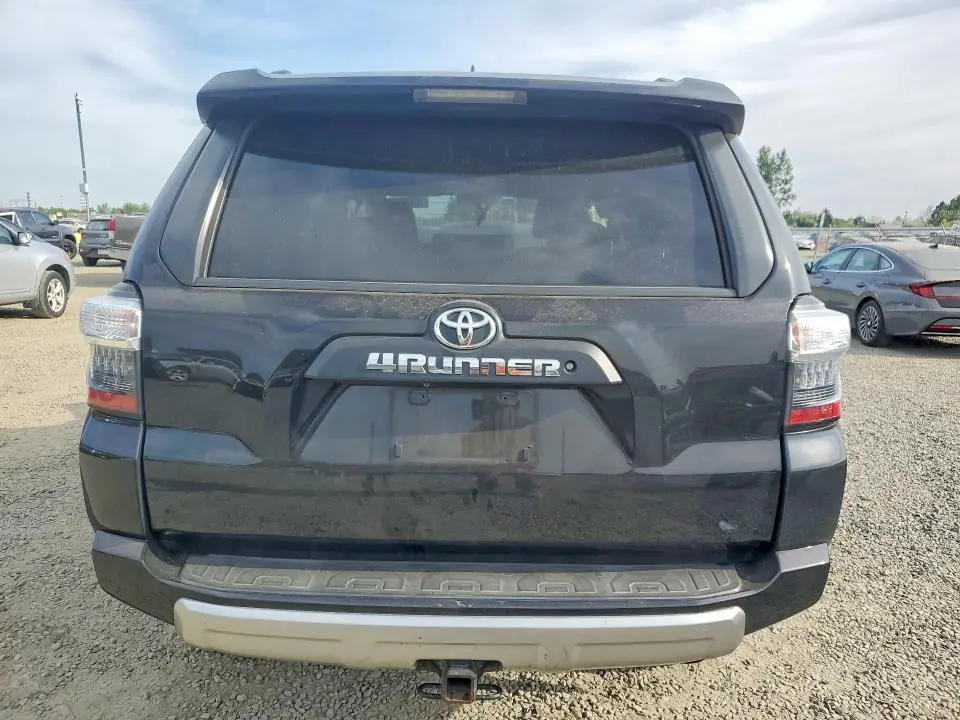 2019 TOYOTA 4RUNNER TRD OFF-ROAD  