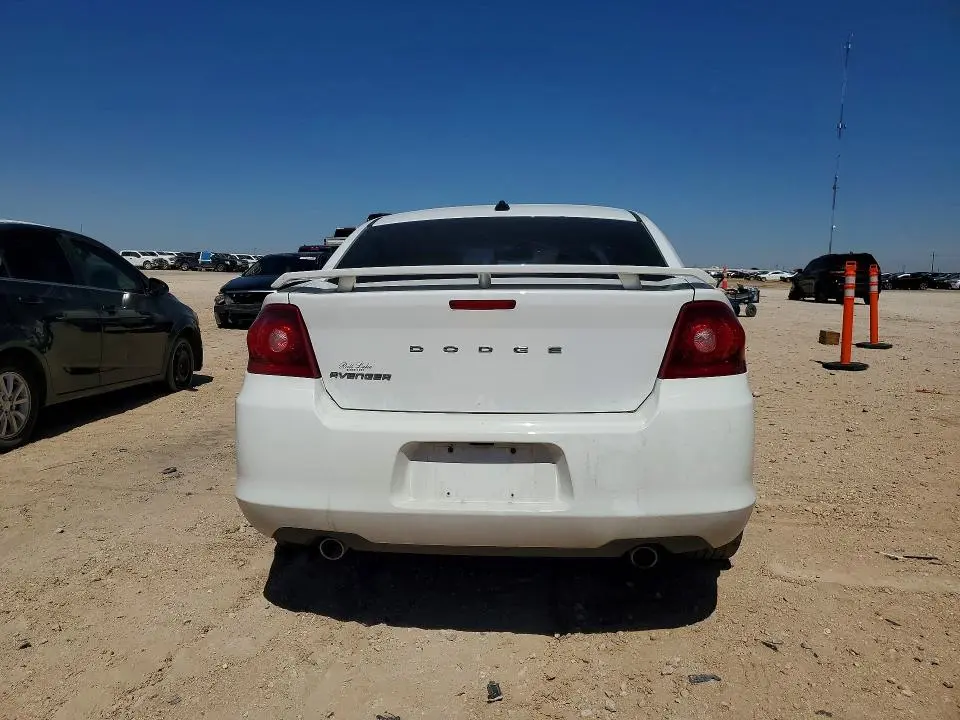 2014 DODGE AVENGER SE  