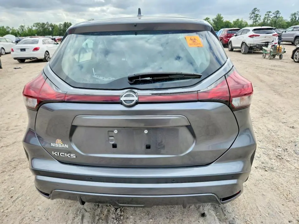 2023 NISSAN KICKS   