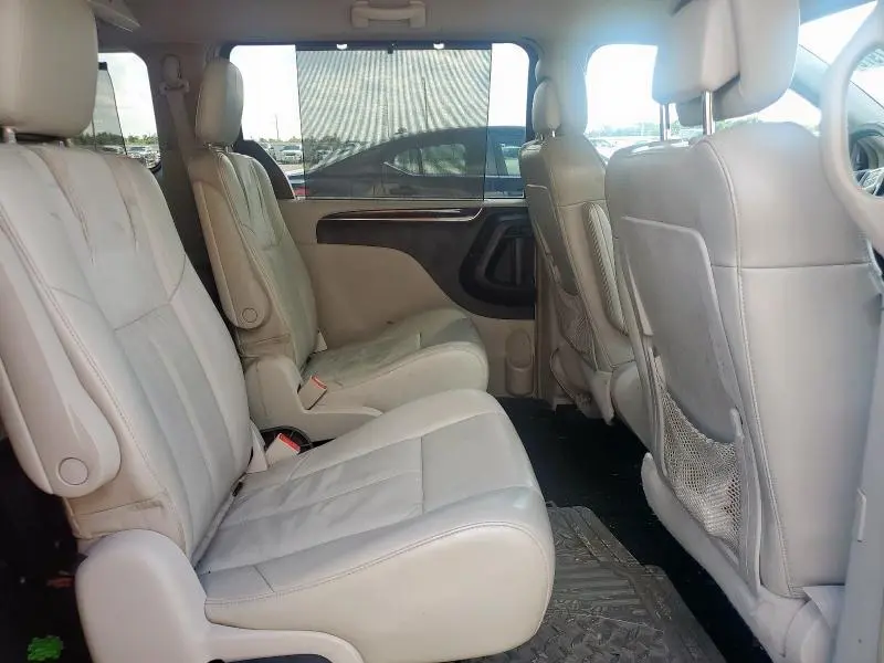 2011 CHRYSLER TOWN & COUNTRY LIMITED  