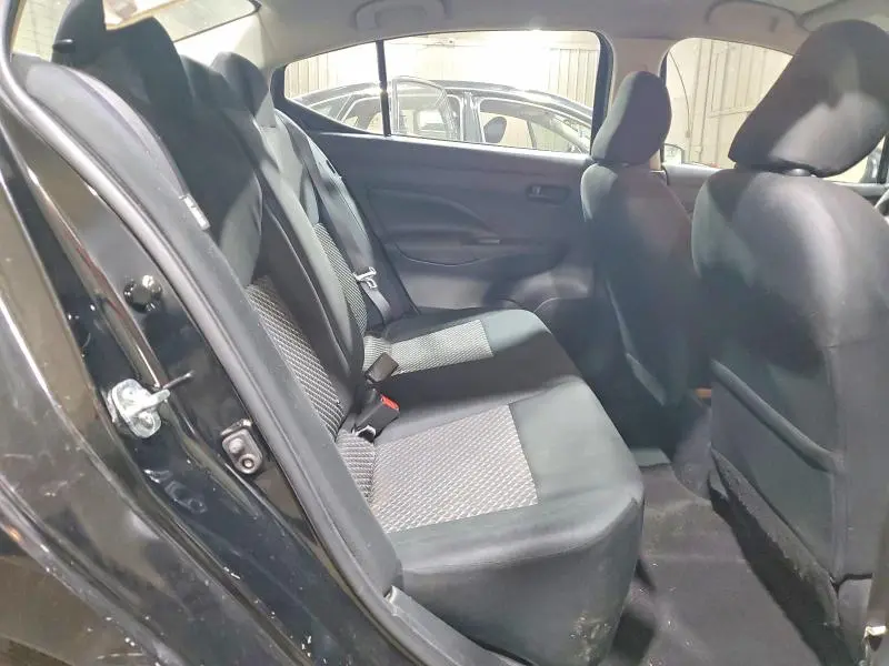 2021 NISSAN VERSA S  
