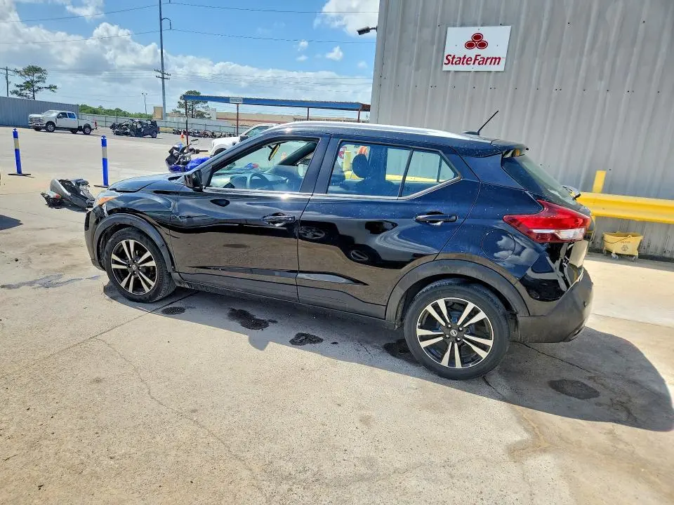 2020 NISSAN KICKS SV  