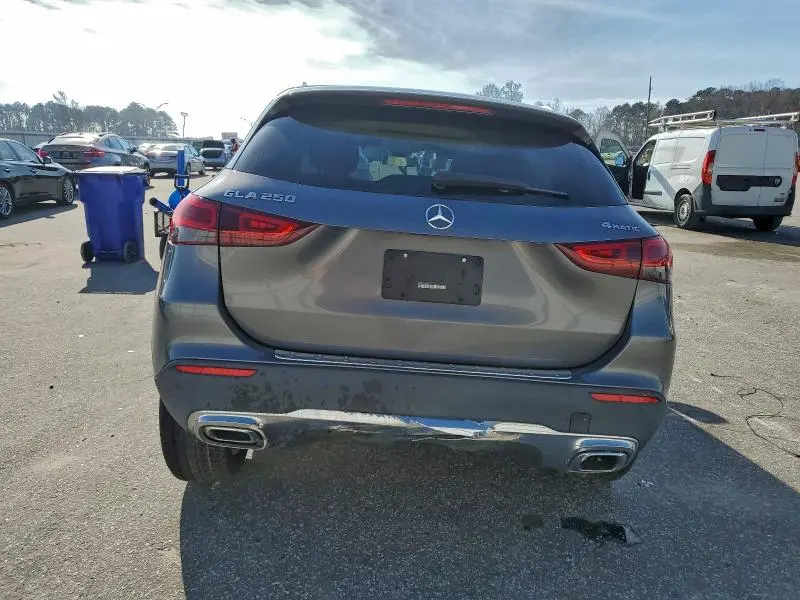 2021 MERCEDES-BENZ GLA 250 4MATIC  