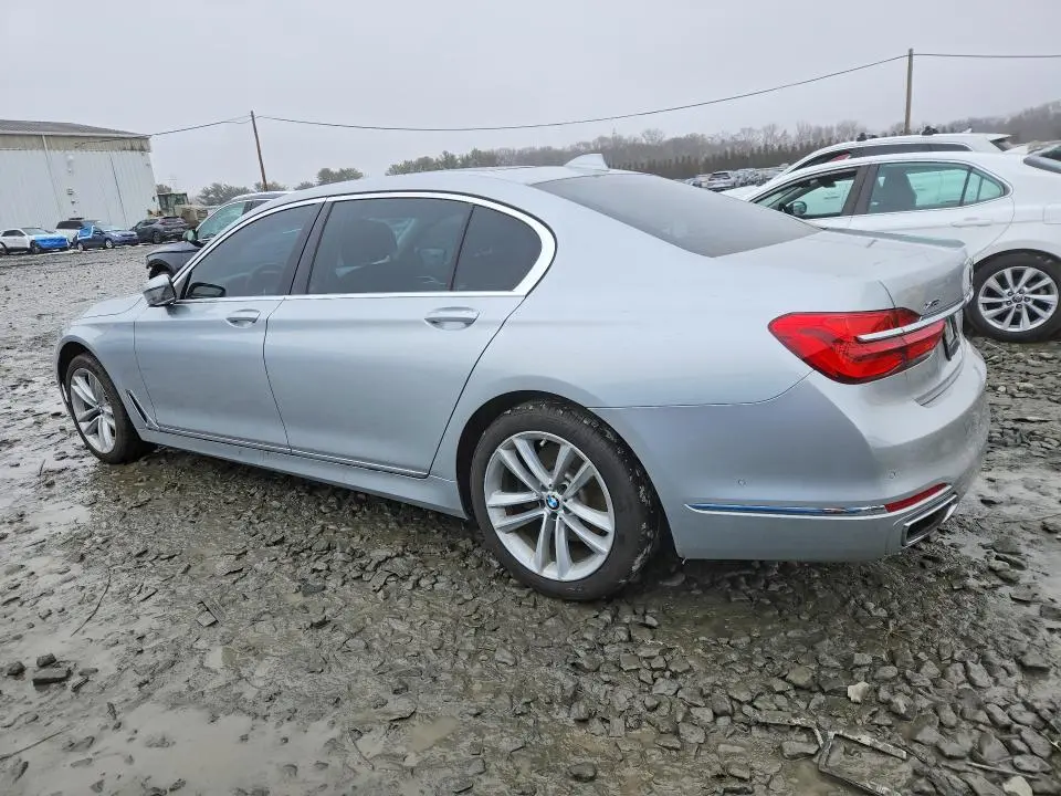 2016 BMW 750 XI  