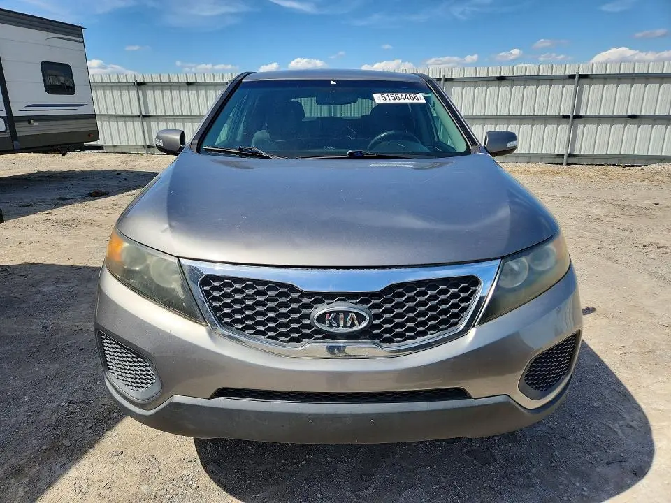2011 KIA SORENTO LX  