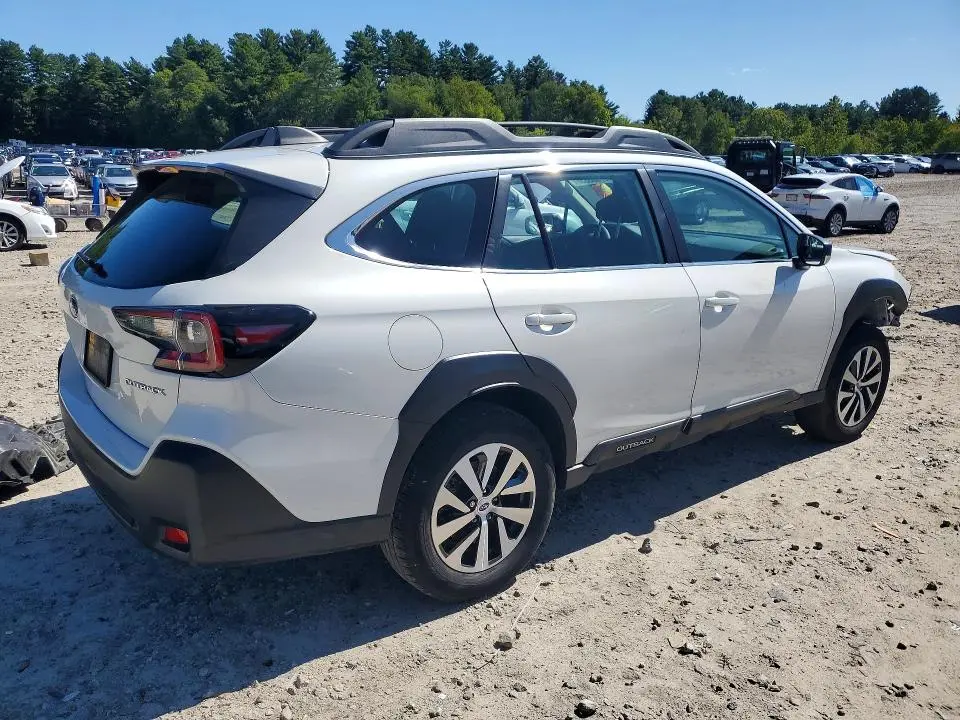 2025 SUBARU OUTBACK   