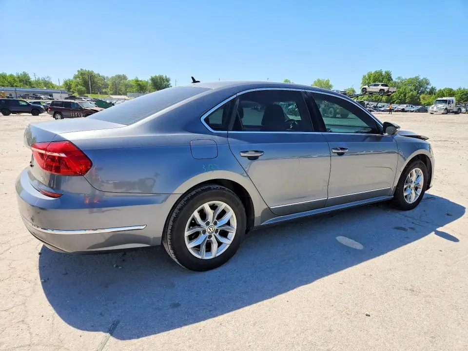 2016 VOLKSWAGEN PASSAT S  