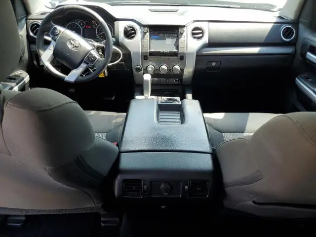 2017 TOYOTA TUNDRA CREWMAX SR5  
