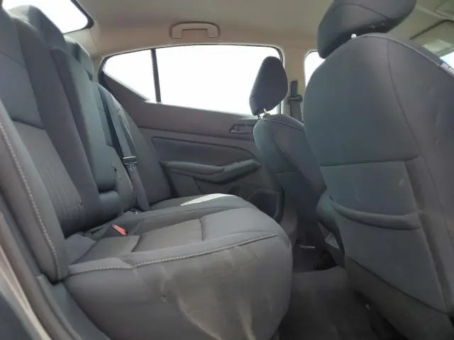 2024 NISSAN ALTIMA SV  