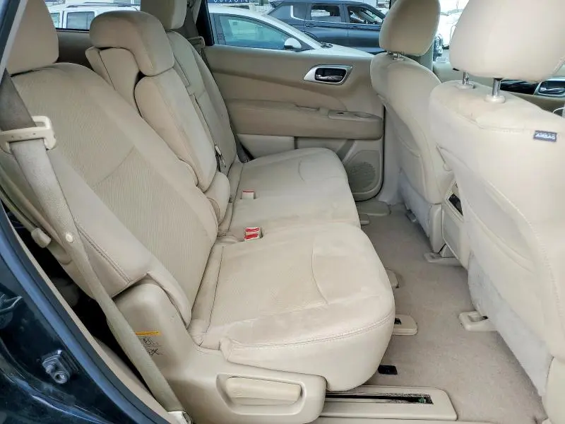 2015 NISSAN PATHFINDER S  