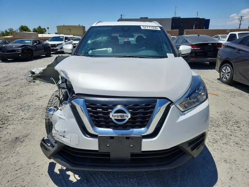 2020 NISSAN KICKS SV  