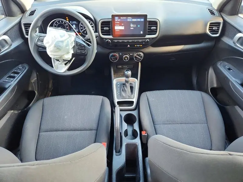 2022 HYUNDAI VENUE SE  