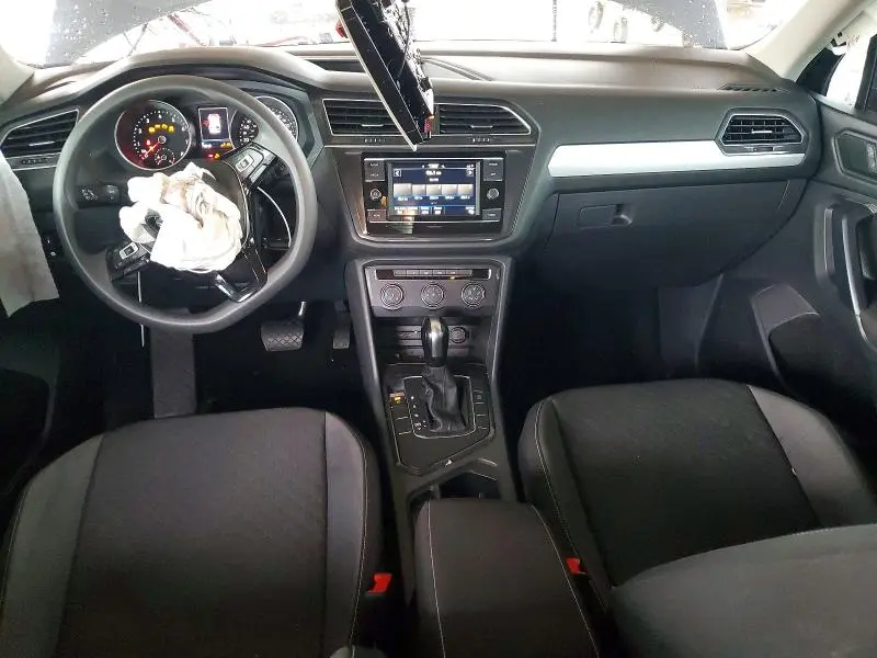 2021 VOLKSWAGEN TIGUAN S  