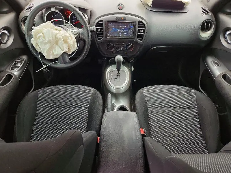 2015 NISSAN JUKE S  