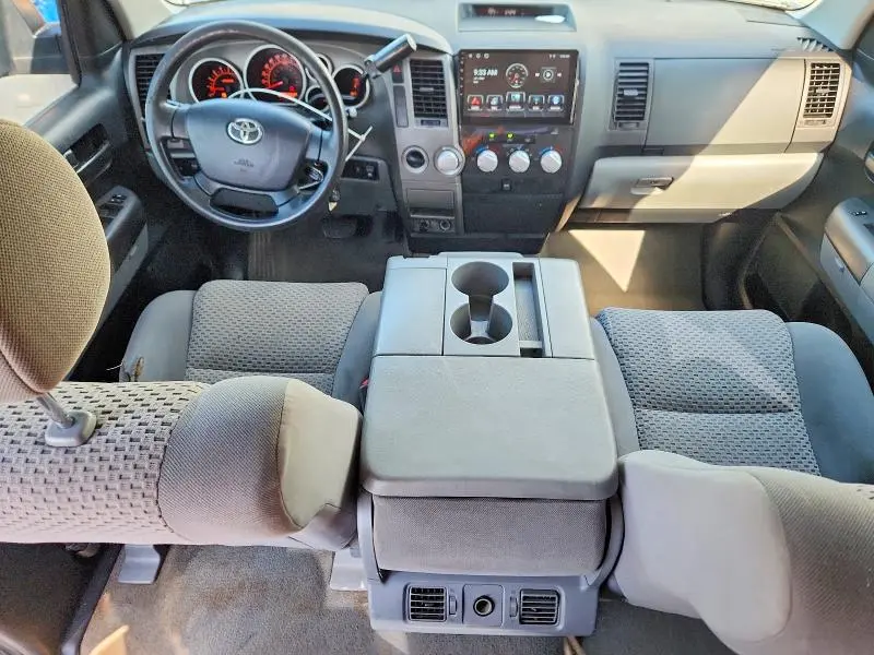 2010 TOYOTA TUNDRA CREWMAX SR5  