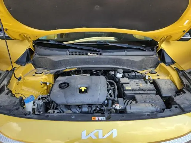 2022 KIA SELTOS S  