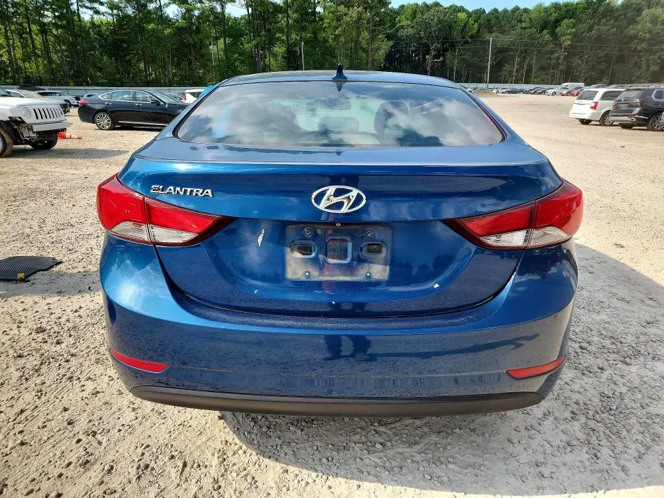 2014 HYUNDAI ELANTRA SE  