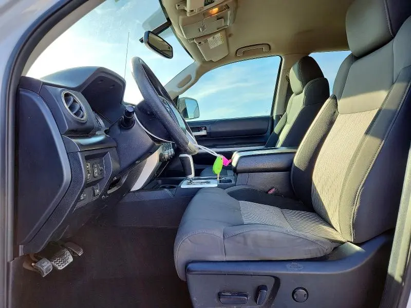 2014 TOYOTA TUNDRA CREWMAX SR5  