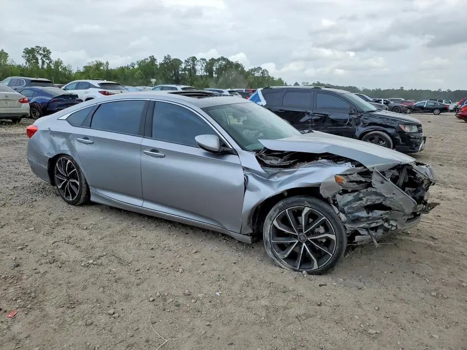 2020 HONDA ACCORD TOURING  