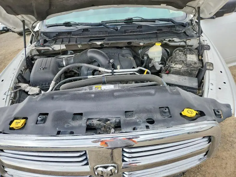 2015 RAM 1500 SLT  