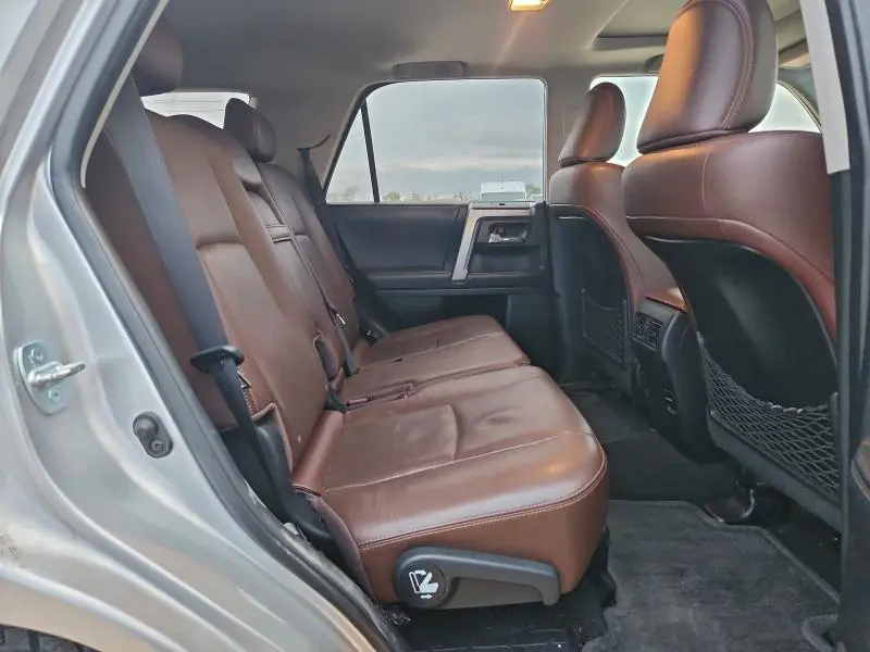 2017 TOYOTA 4RUNNER SR5/SR5 PREMIUM  