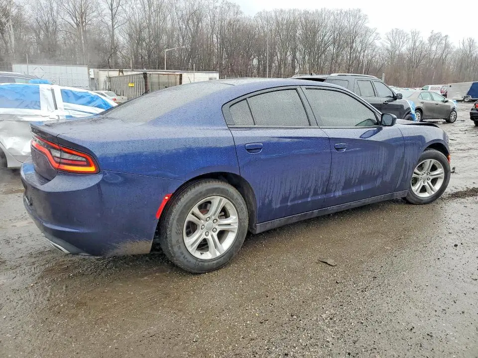 2017 DODGE CHARGER SE  