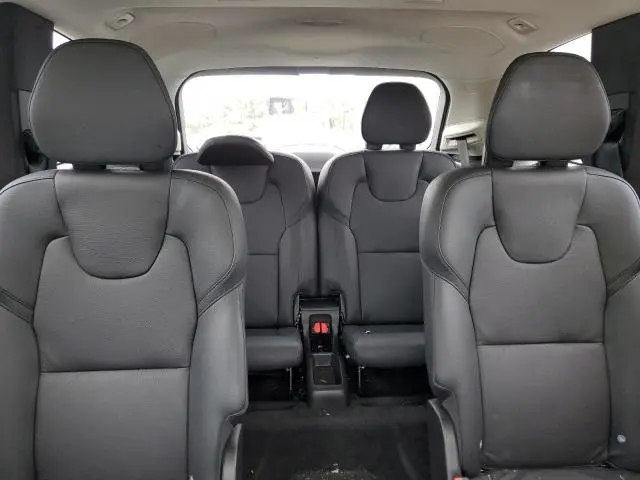 2024 VOLVO XC90 PLUS  