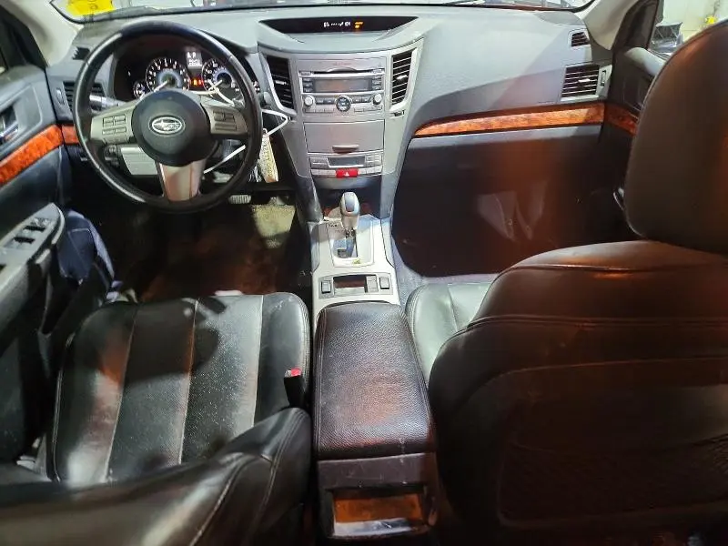 2010 SUBARU OUTBACK 2.5I LIMITED  