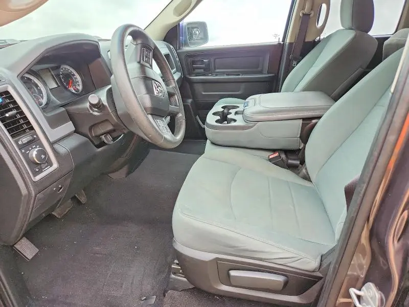 2015 RAM 1500 ST  