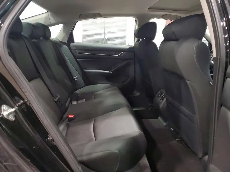 2018 HONDA ACCORD EX  