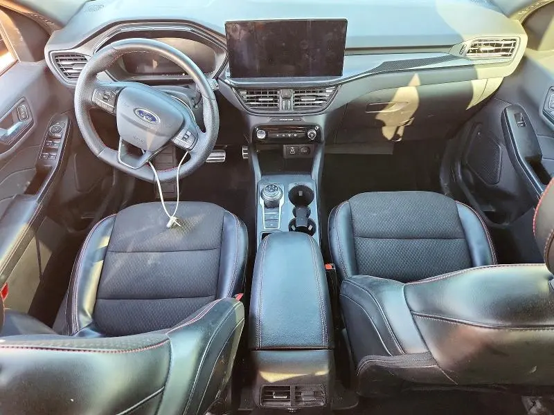 2024 FORD ESCAPE ST LINE  