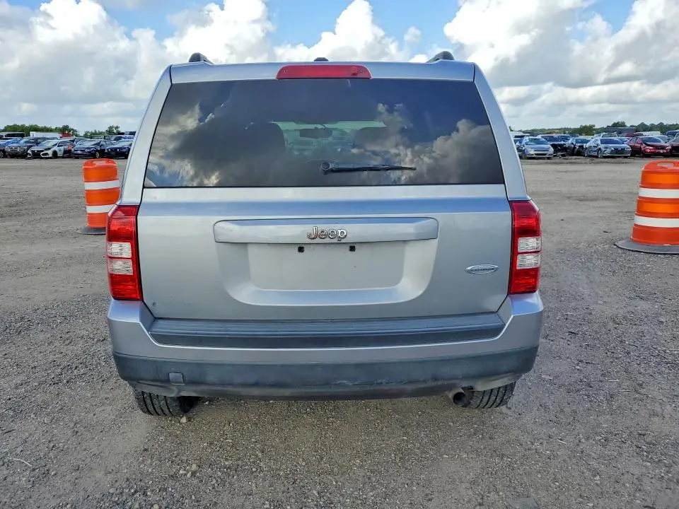 2016 JEEP PATRIOT LATITUDE  
