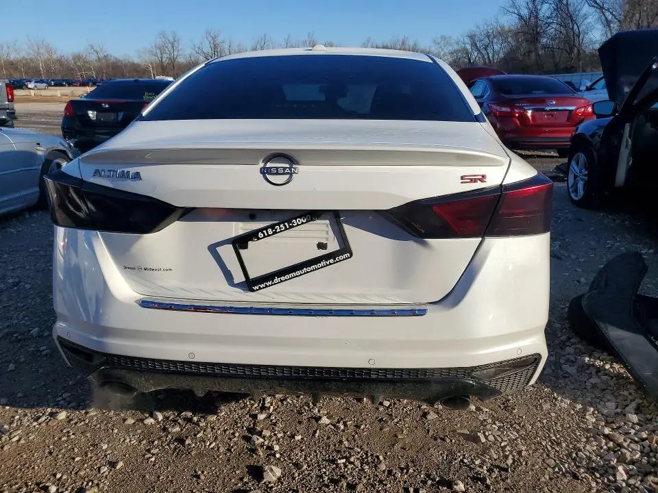 2023 NISSAN ALTIMA 2.0 SR  